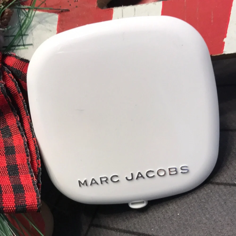 Marc Jacobs Mini Compact Powder